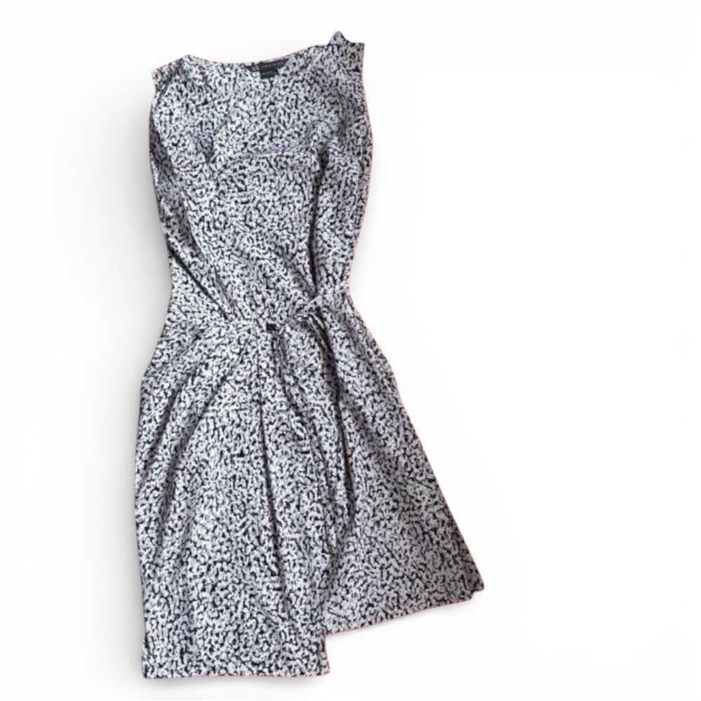 Armani Exchange Dress - Grey, White, and Black - Size 6
